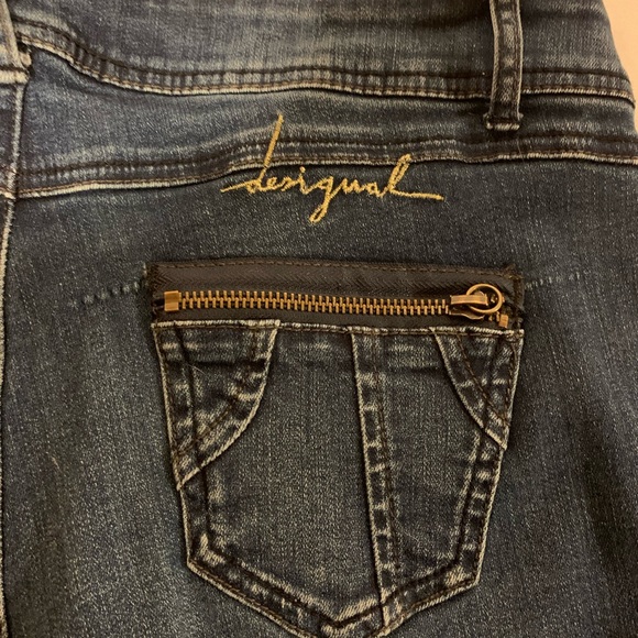 Desigual Women’s Size 32x32 Mid Rise Straight Leg Jeans Medium Wash - Picture 7 of 9